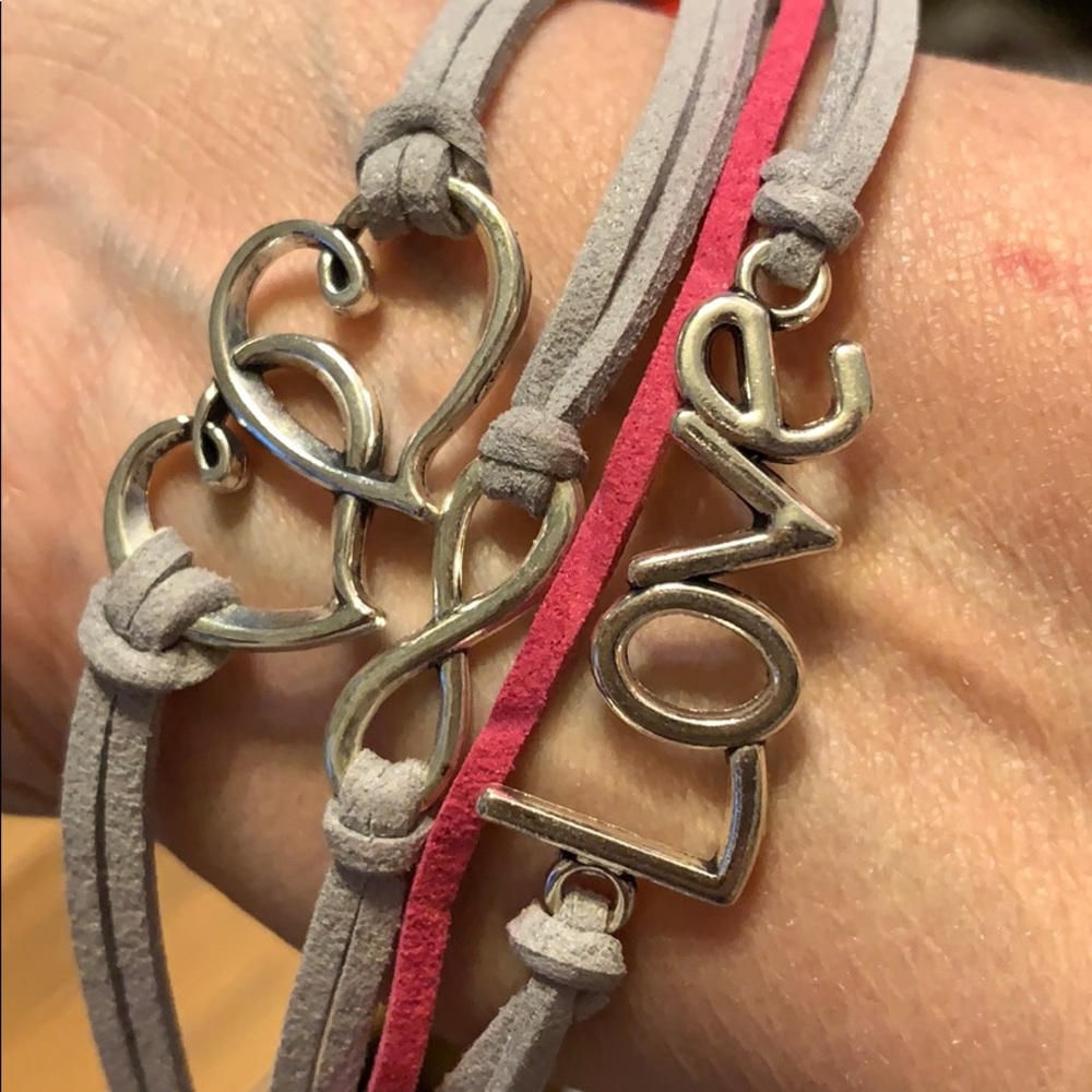 Friendship Bracelet Lilac & pink adjustable 8 3/4”